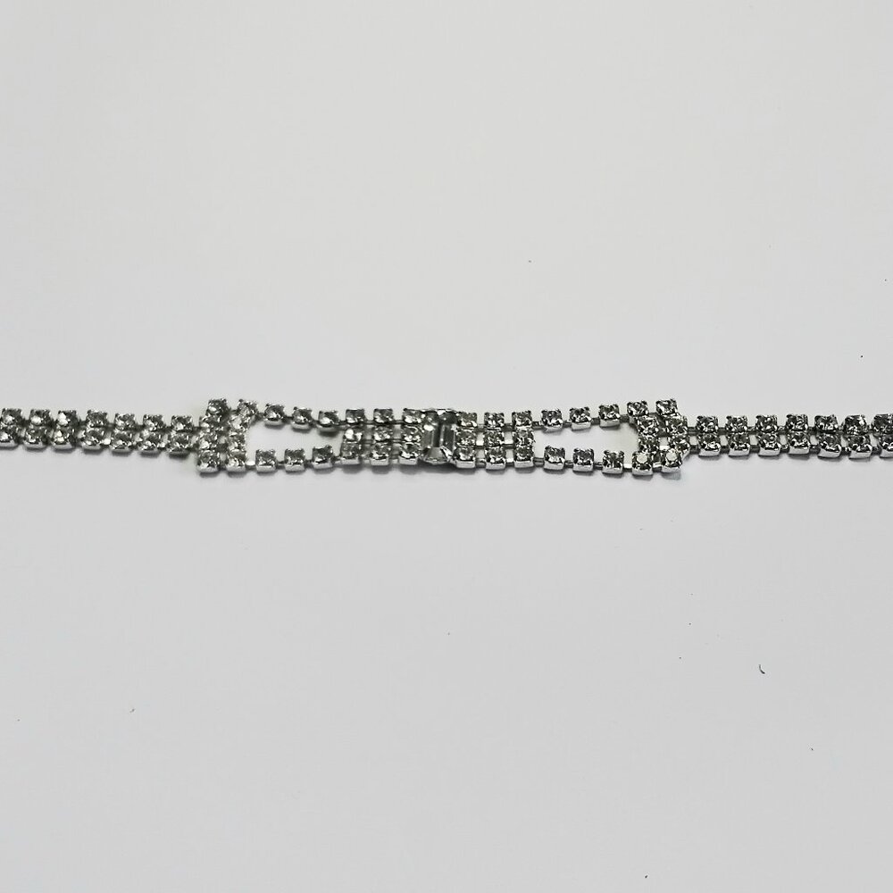 Beautiful 7" Bracelet High Quality CostumeJewelry!!